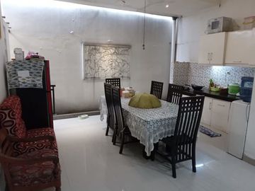 Rumah 2 lantai dalam komplek cinere delta residence