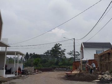 2 UNIT LG Hunian asri mewah ala villa sejuk murah di Cimareme dkt TOL`