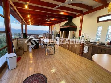 Casa en venta de 4 dorm. en La Serena