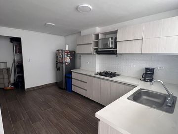 edificio en venta en el ingenio. Cod V7287