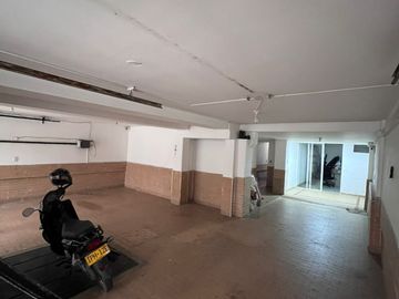 edificio en venta en el ingenio. Cod V7287