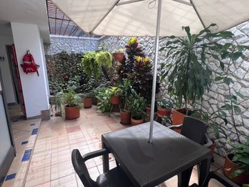 edificio en venta en el ingenio. Cod V7287