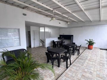 edificio en venta en el ingenio. Cod V7287