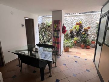 edificio en venta en el ingenio. Cod V7287