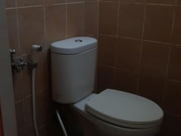 Rmh second siap Huni semi furnished beji,depok