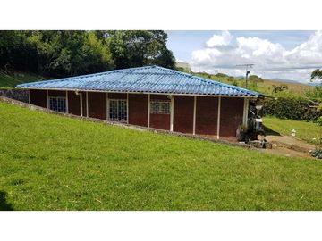 SE VENDE FINCA EN KM 30 SAN BERNARDO, DAGUA, VALLE DEL CAUCA
