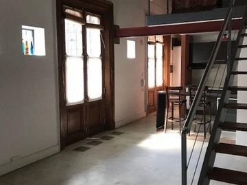 HERMOSO 2 AMBIENTES TIPO LOFT , RECICLADO