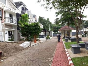5 menit ke Tol Parigi, Townhouse Syariah Elit Bintaro