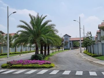 Venta de casa Ria 3 dormitorios en Casa Laguna- Floreana cerca del Riocentro Dorado y Plaza Batan, La Aurora Daule