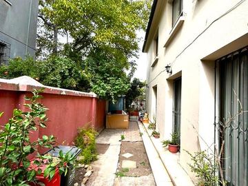 Casa en Venta en EMILIO DELPORTE, ANTONIO VARAS, MANUEL MONTT