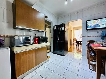Casa en Venta en EMILIO DELPORTE, ANTONIO VARAS, MANUEL MONTT