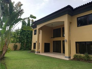 Venta de casa en Costa del Este, Residencias Antigua