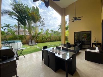 Venta de casa en Costa del Este, Residencias Antigua