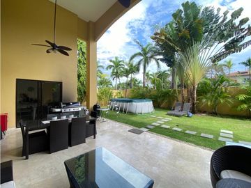 Venta de casa en Costa del Este, Residencias Antigua