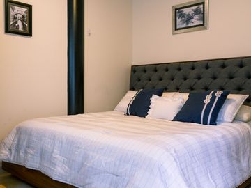 SE VENDE CASA EN CONDOMINIO EN Calle Paseo de los Tabachines 39-49, Fraccionamiento Los Tabachines, Cuernavaca, Morelos, 62498, MEX