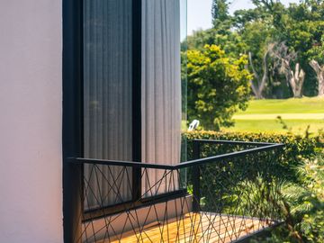 SE VENDE CASA EN CONDOMINIO EN Calle Paseo de los Tabachines 39-49, Fraccionamiento Los Tabachines, Cuernavaca, Morelos, 62498, MEX
