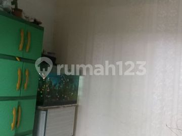 Rumah Usaha Dalam Perumahan Warga, Dekat Pintu Tol Sawangan