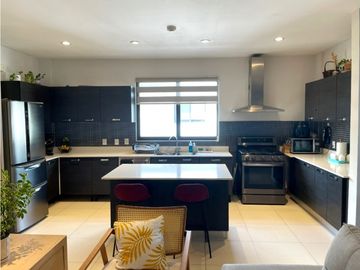 Vendo Bello y Amplio Apartamento en River Valley, Panama Pacifico