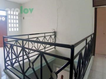 JUAL RUMAH SIAP HUNI DI MARGAHAYU RAYA KOTA BANDUNG DEKAT KE MIM