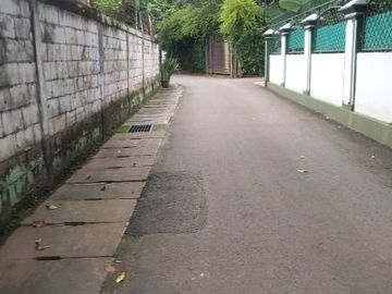 Rumah di Lebak Bulus, Jaksel. Baru 2 lantai