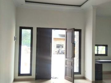 Rumah di Lebak Bulus, Jaksel. Baru 2 lantai