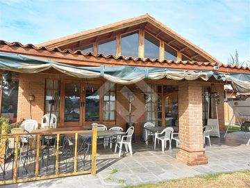 Casa en Venta en Condominio Los Laureles