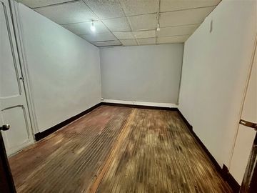 Casa en arriendo de 6 dorm. en Ñuñoa