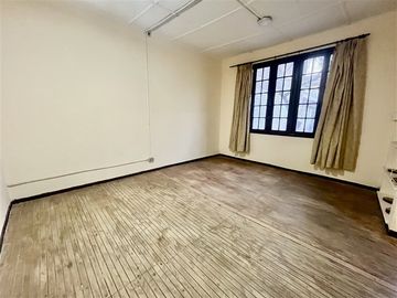 Casa en arriendo de 6 dorm. en Ñuñoa