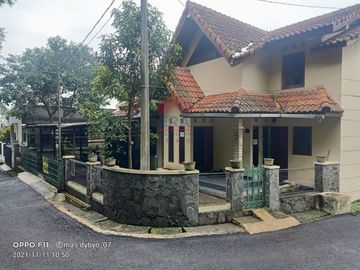 Rumah 2 lantai siap Huni,Kompleks Setra Asri gunung batu