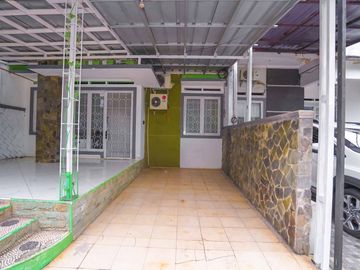 Rumah Terawat 1 Lt 10 Menit ke Mall Pesona Square Dibantu KPR J-41753