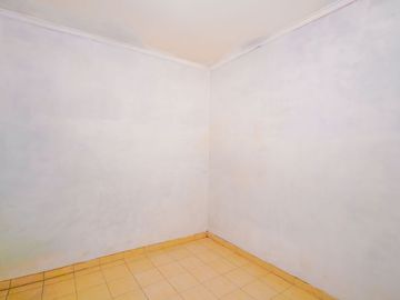 Rumah Terawat 1 Lt 10 Menit ke Mall Pesona Square Dibantu KPR J-41753