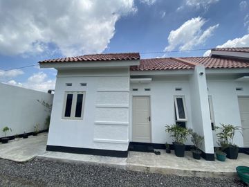 Rumah Pesan Bangun Konsep Minimalis Harga Murah Dekat Pemda Klaten