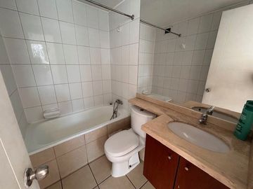 Metro Santa Ana VENTA depto 2 dormitorios, 2 baños Santiago