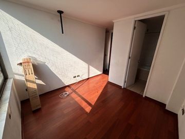 Metro Santa Ana VENTA depto 2 dormitorios, 2 baños Santiago