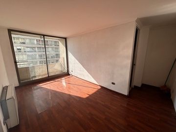 Metro Santa Ana VENTA depto 2 dormitorios, 2 baños Santiago