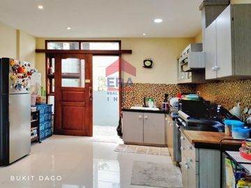 Rumah 2 Lantai Bukit Dago Utara