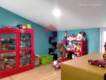 Rumah 2 Lantai Bukit Dago Utara
