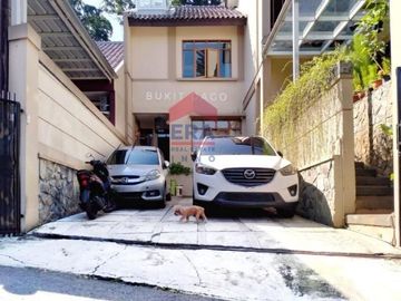 Rumah 2 Lantai Bukit Dago Utara