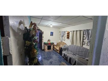 VENDO CASA EN LA BARRIADA SAN JOSE