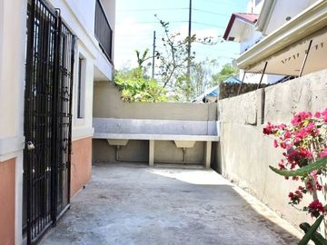2 Storey House for Sale in Golden Glow North