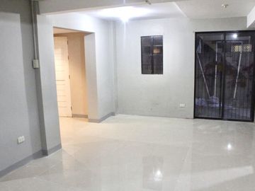 2 Storey House for Sale in Golden Glow North