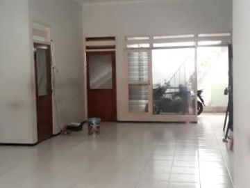 Dijual rumah 1.5lantai lebak permai utara