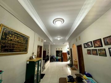 Dijual Rumah 2 Lantai Semi Furnished Super Strategis Segitiga Emas Yogyakarta
