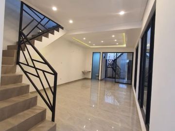 Dijual Rumah Modern Minimalis Simpang Darmo Permai Selatan Surabaya