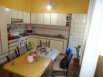 Casa PH en venta en Lanus Oeste