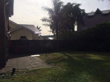 SU MEJOR OPCIÓN VENTA DE EXCELENTE CHALETS DE CUATRO DORMITORIOS EN HURLINGHAM