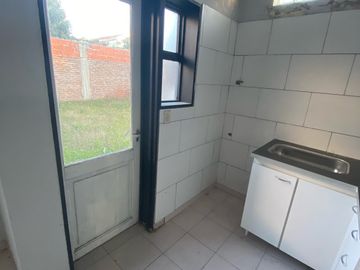 Casa de 3 ambientes en venta en  Berazategui