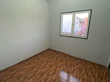 Casa de 3 ambientes en venta en  Berazategui