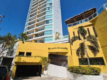 EN VENTA VILLA EN ACAPULCO DORADO FRACCIONAMIENTO LOMAS DEL MAR AMUEBLADA VISTA