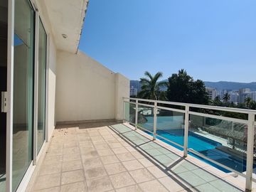 EN VENTA VILLA EN ACAPULCO DORADO FRACCIONAMIENTO LOMAS DEL MAR AMUEBLADA VISTA